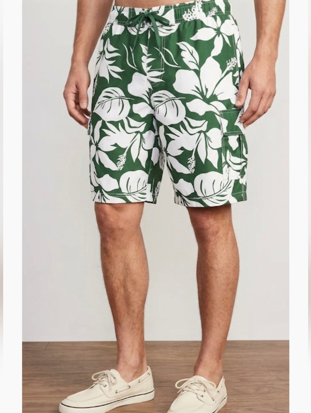 Old Navy Men's Green & White Floral Tropical Board Shorts Swim Trunks